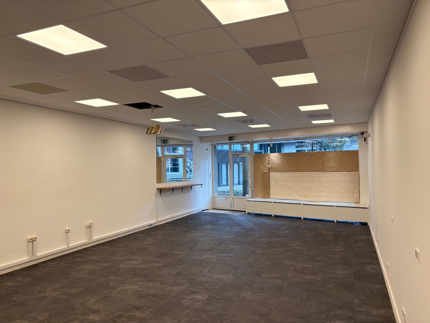 Bekijk foto 2 van Stadhuisplein 354