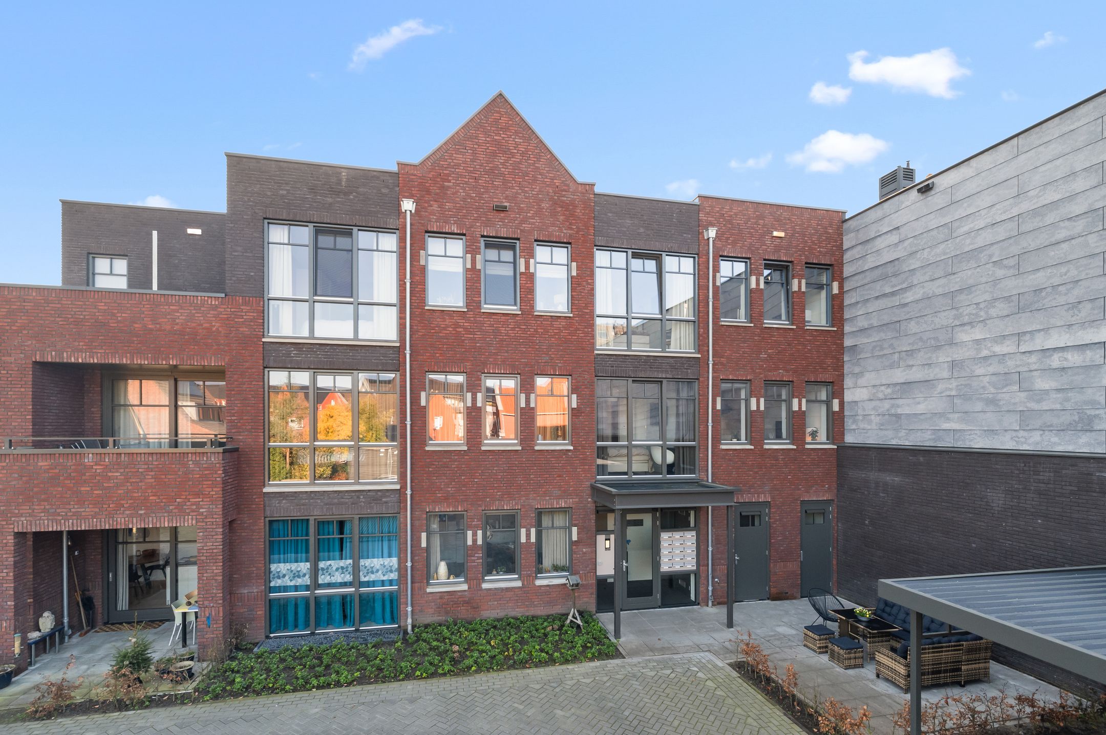 Buying a house in The Netherlands., Duistervoordseweg 56-F