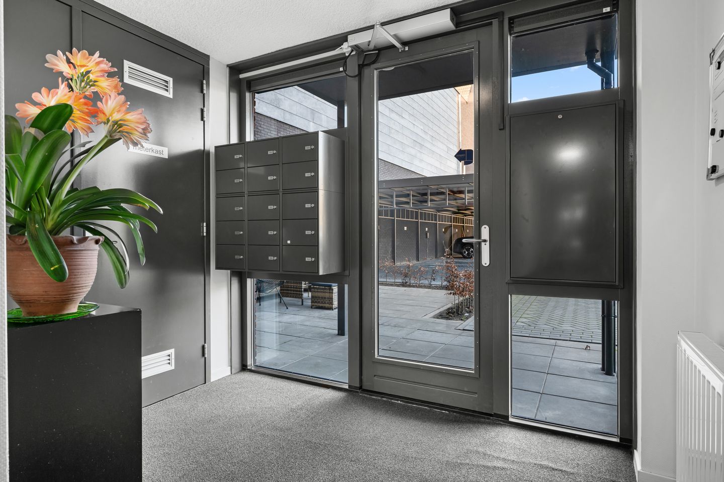 Photo 19 of Duistervoordseweg 56-F