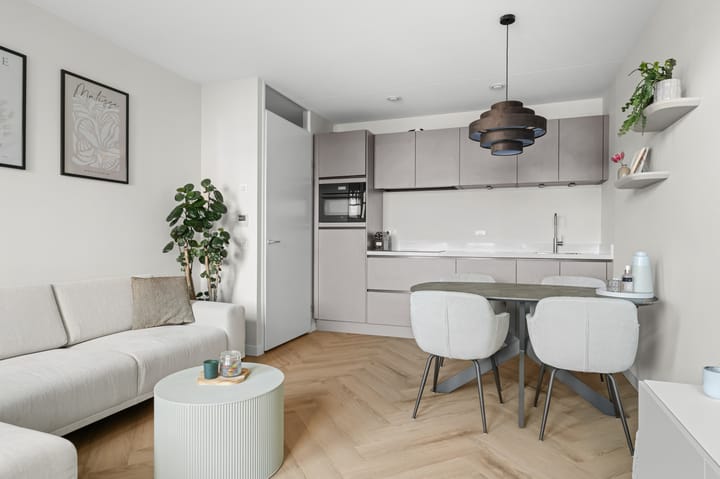 Photo 4 of Duistervoordseweg 56-F