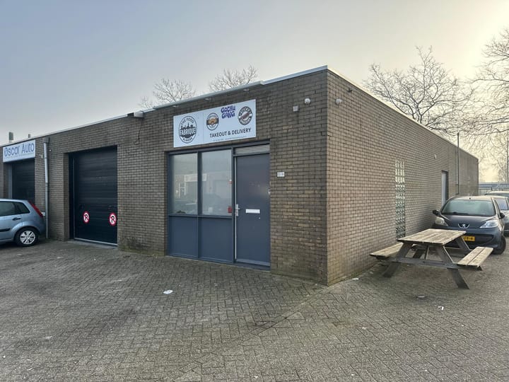 Markerkant 12 19, Almere