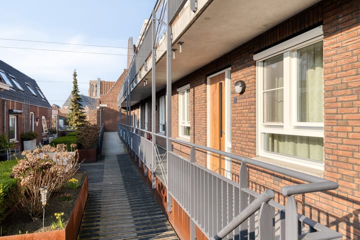 Foto 5 van Ambachtswerf 6