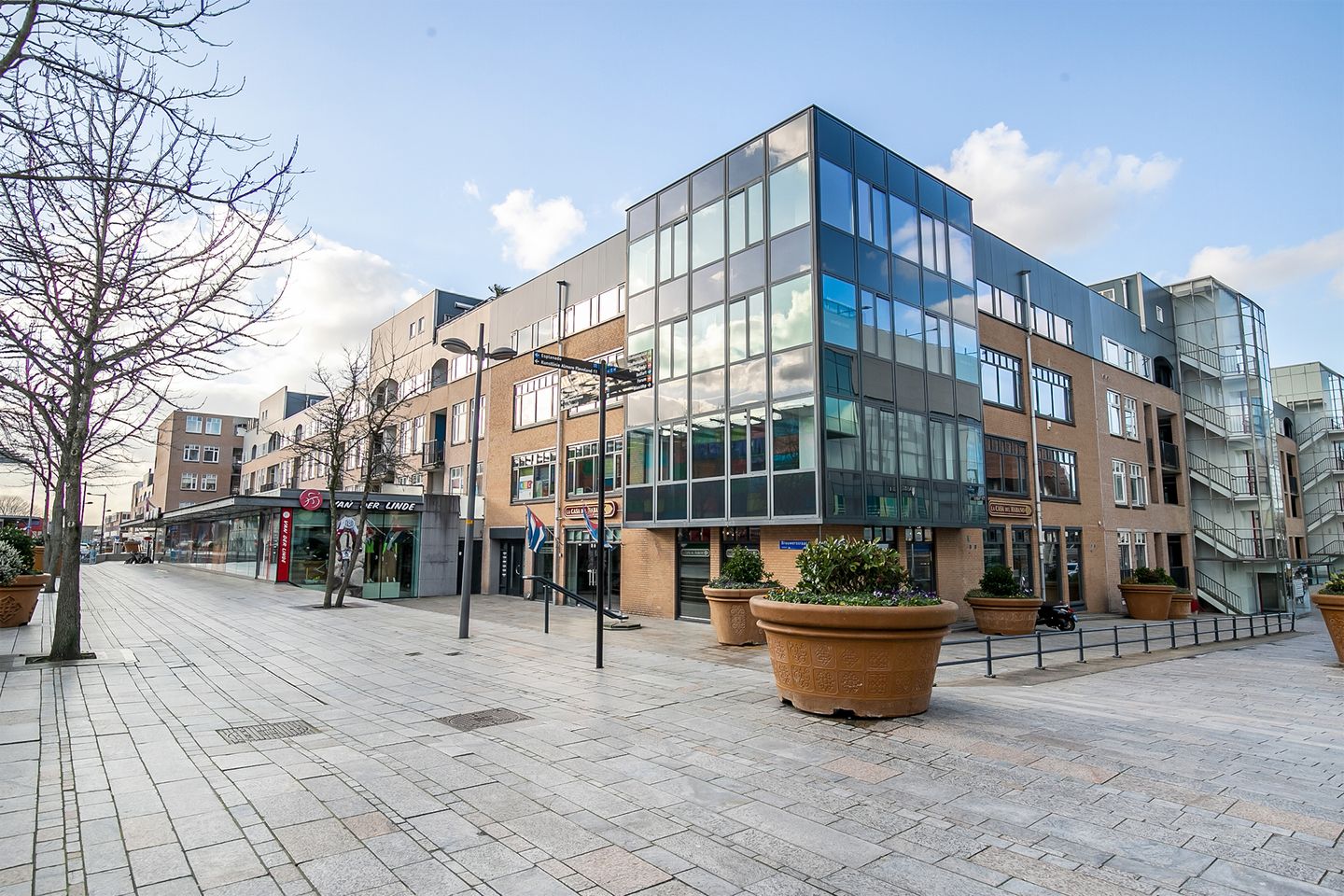 View photo 2 of Flevostraat 4-10 / Brouwerstraat 2-8