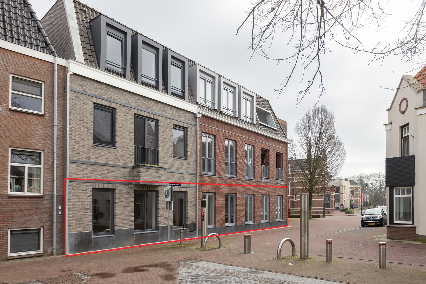 Bekijk foto 2 van Mattelierstraat 13