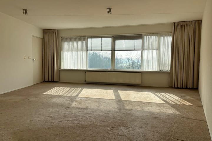 Photo 5 of J.J. Benteijnstraat 39