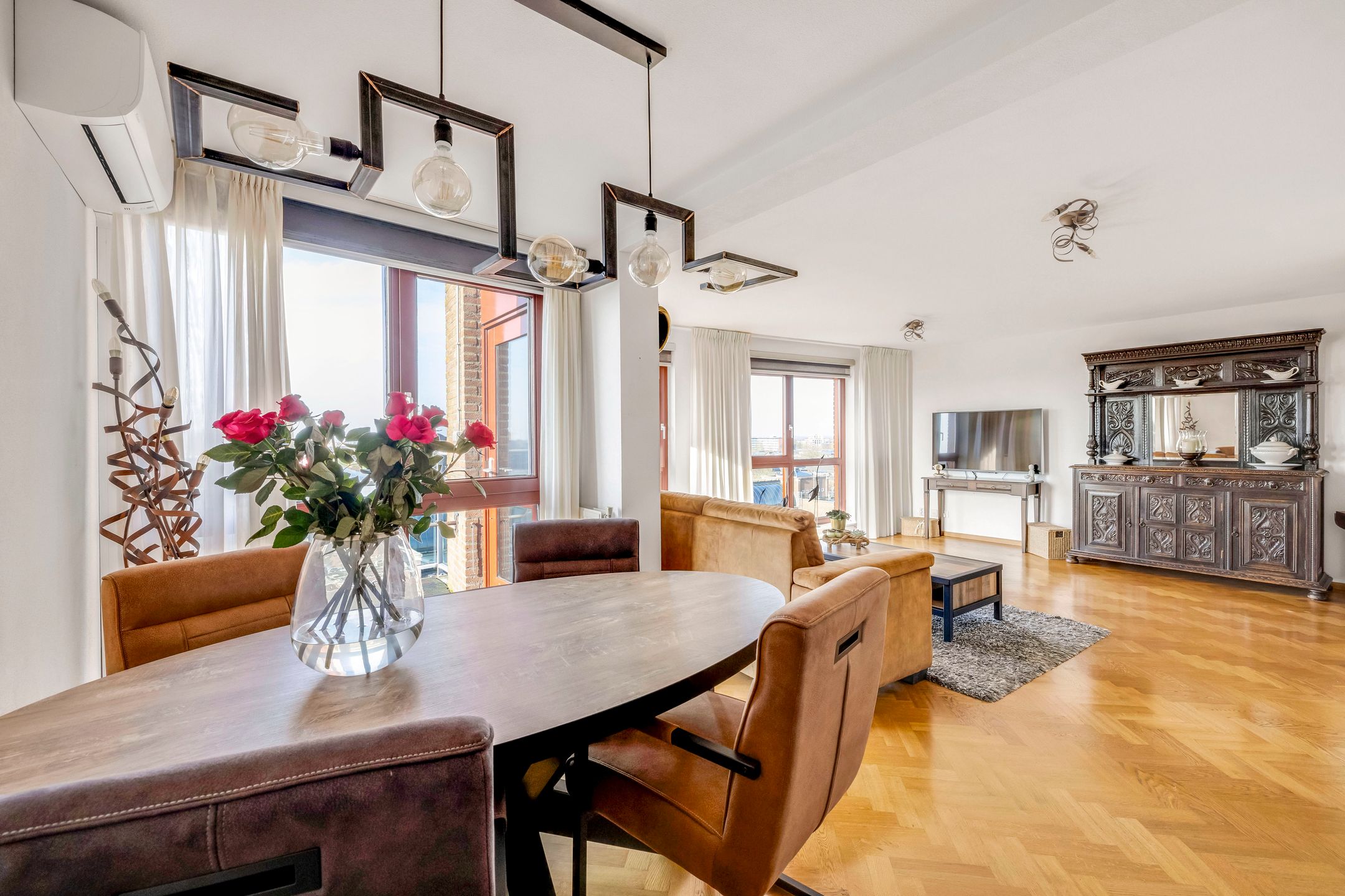 Foto 24 van Waterlinze 188