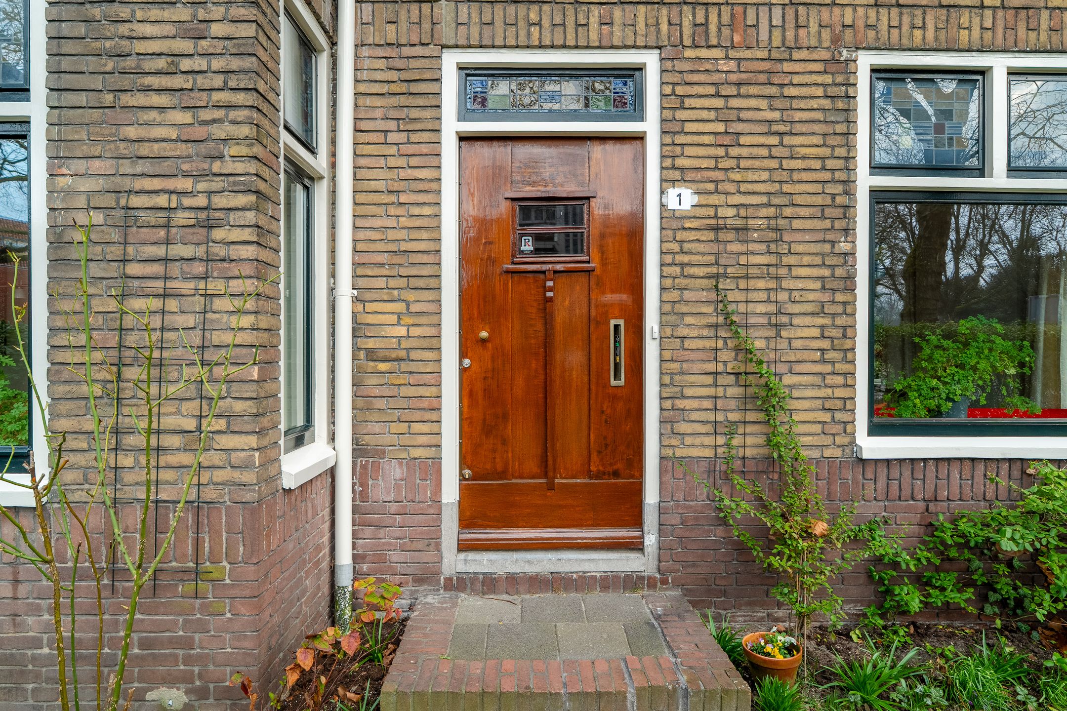 Foto 12 van Nassaulaan 1