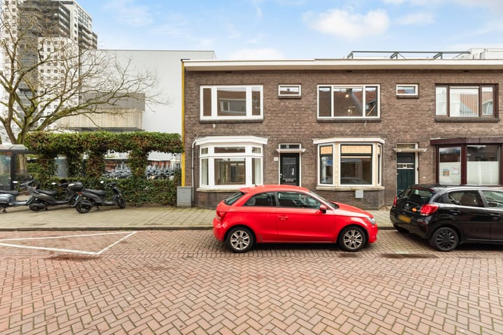 Foto 2 van van Riebeeckstraat 47