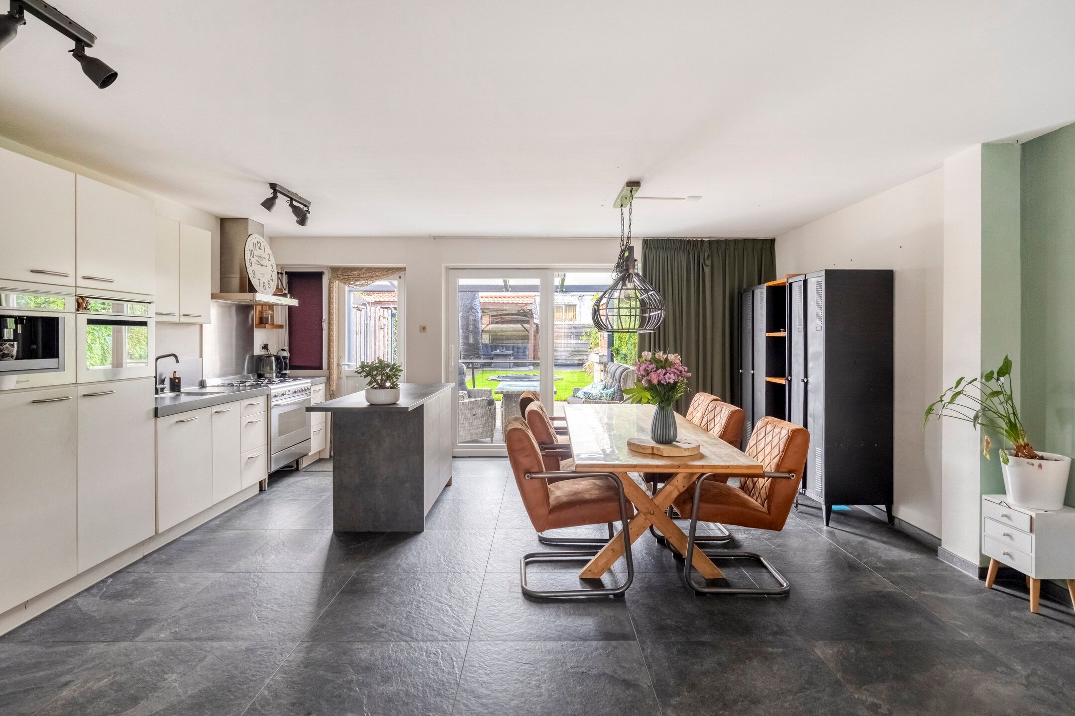 Photo 12 of Tarwestraat 18