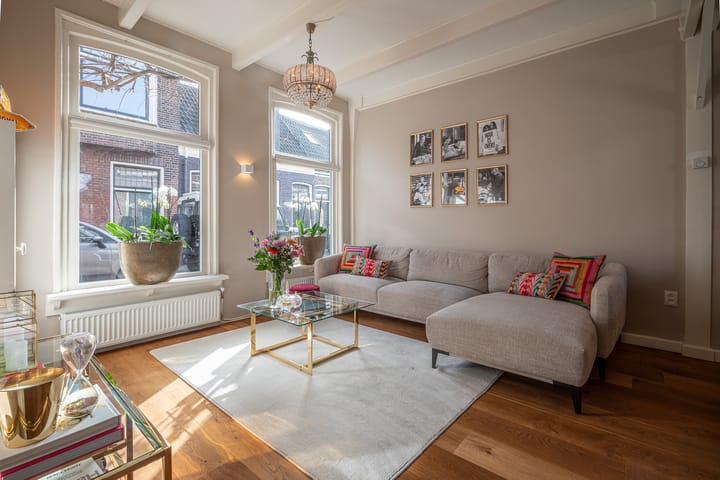 Photo 2 of Mauritsdwarsstraat 12