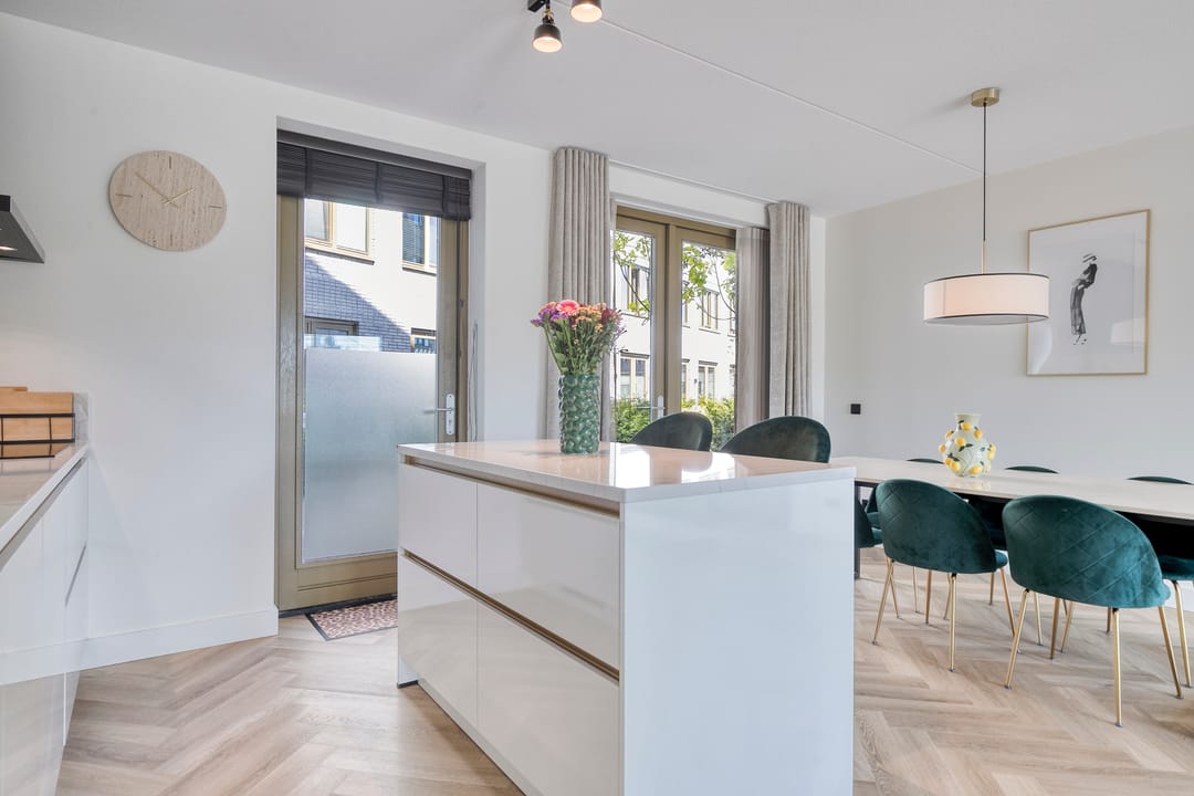 Luxurious and energy-efficient ground floor apartment with private parking in Breda — 15