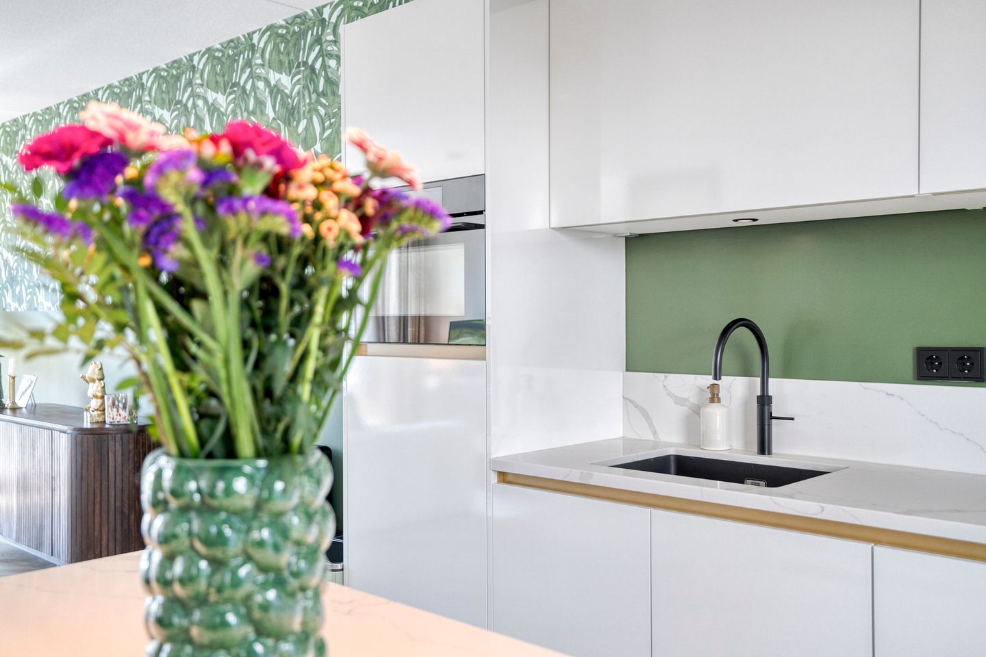 Luxurious and energy-efficient ground floor apartment with private parking in Breda — 16