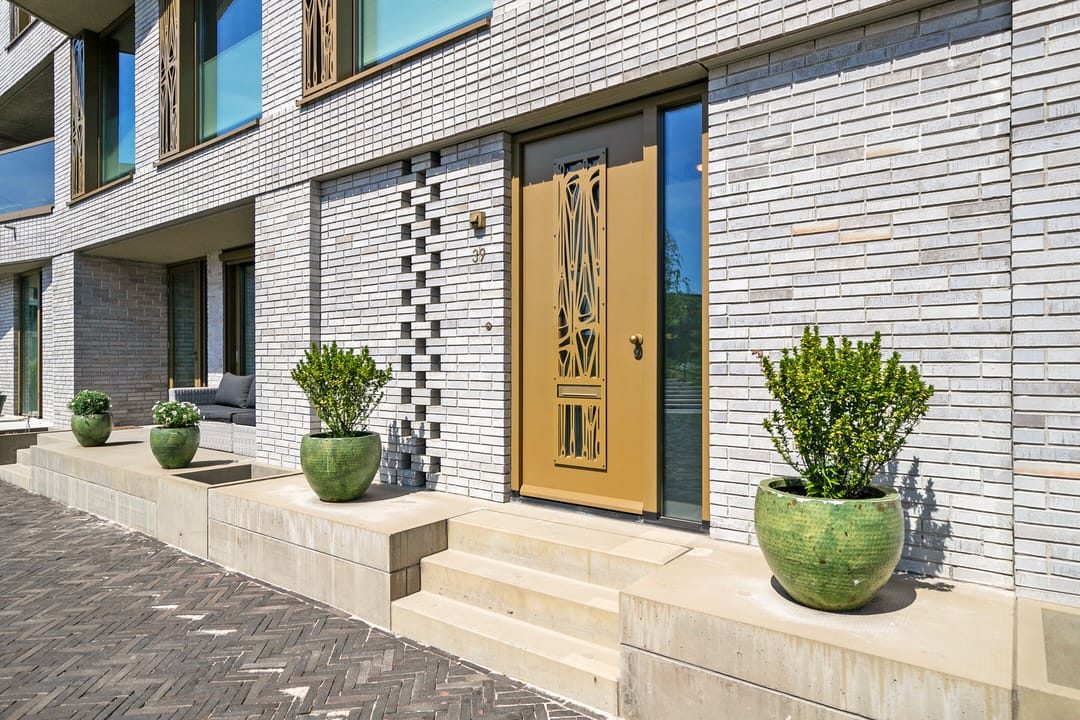 Luxurious and energy-efficient ground floor apartment with private parking in Breda — 52