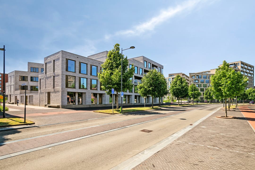 Luxurious and energy-efficient ground floor apartment with private parking in Breda — 59