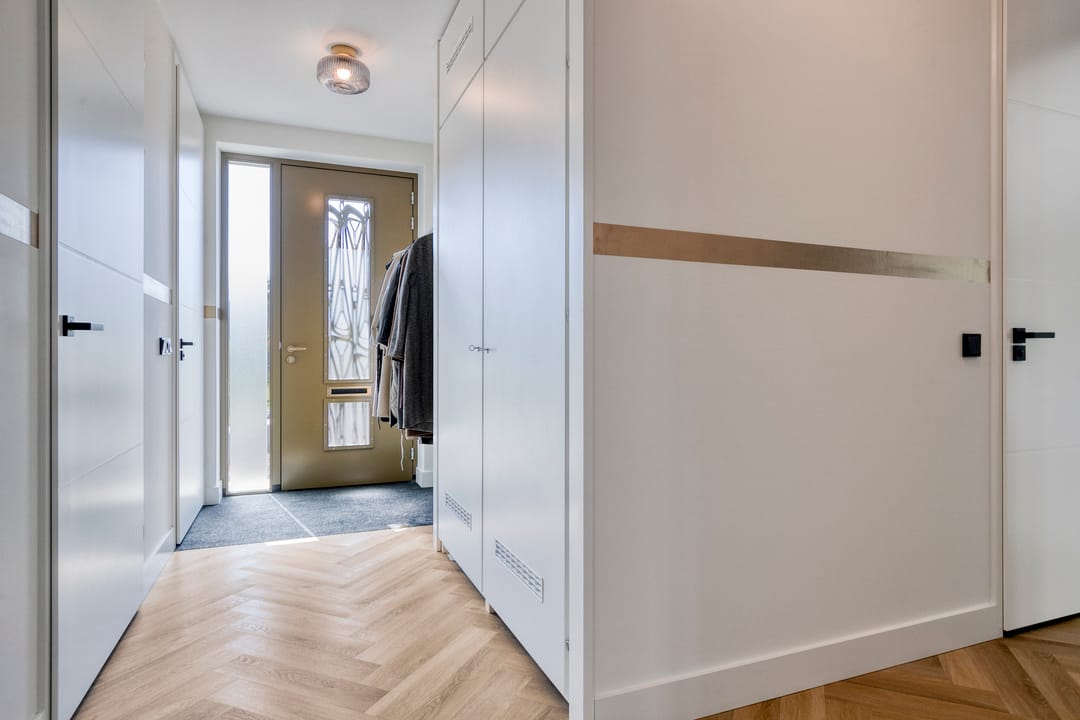 Luxurious and energy-efficient ground floor apartment with private parking in Breda — 33