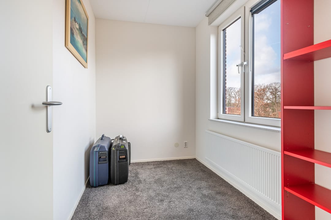 Photo 23 of Lage Bothofstraat 235-A