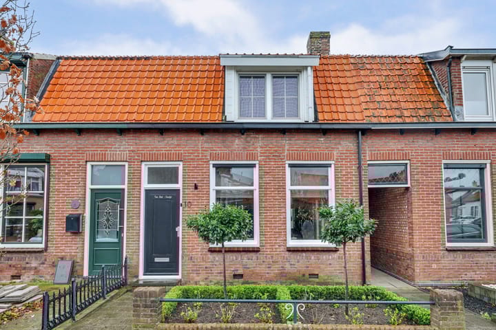 Photo 2 of Breeweg 10