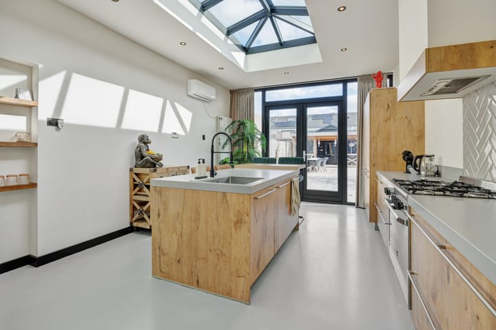 Photo 2 of Beelsstraat 38