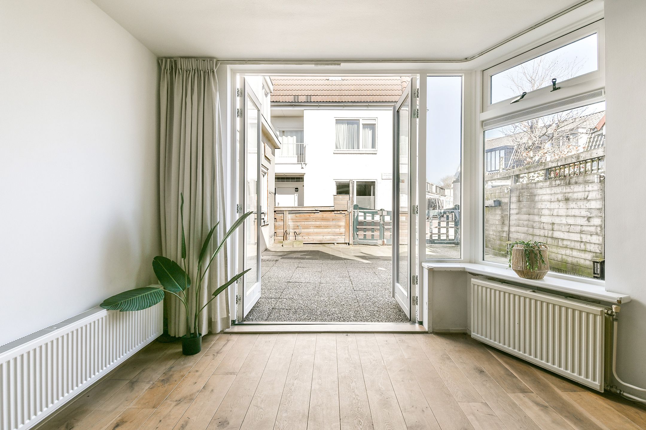 Foto 9 van Diaconiehuisstraat 12