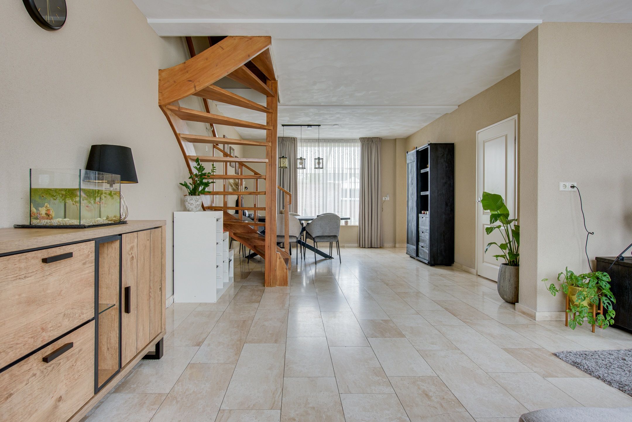 Foto 6 van Paulus Potterstraat 1