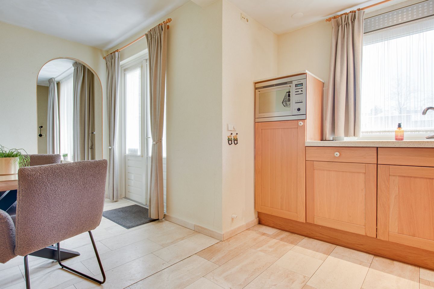 Foto 10 van Paulus Potterstraat 1