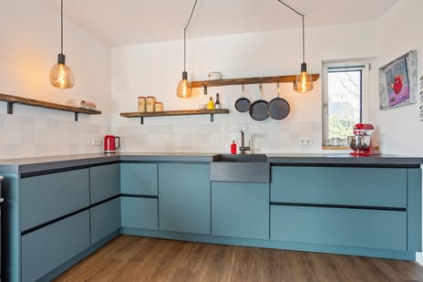 Moerasmos 10 tertiary image