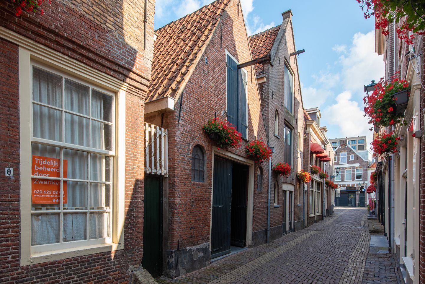 Bekijk foto 1 van Achterdam 6