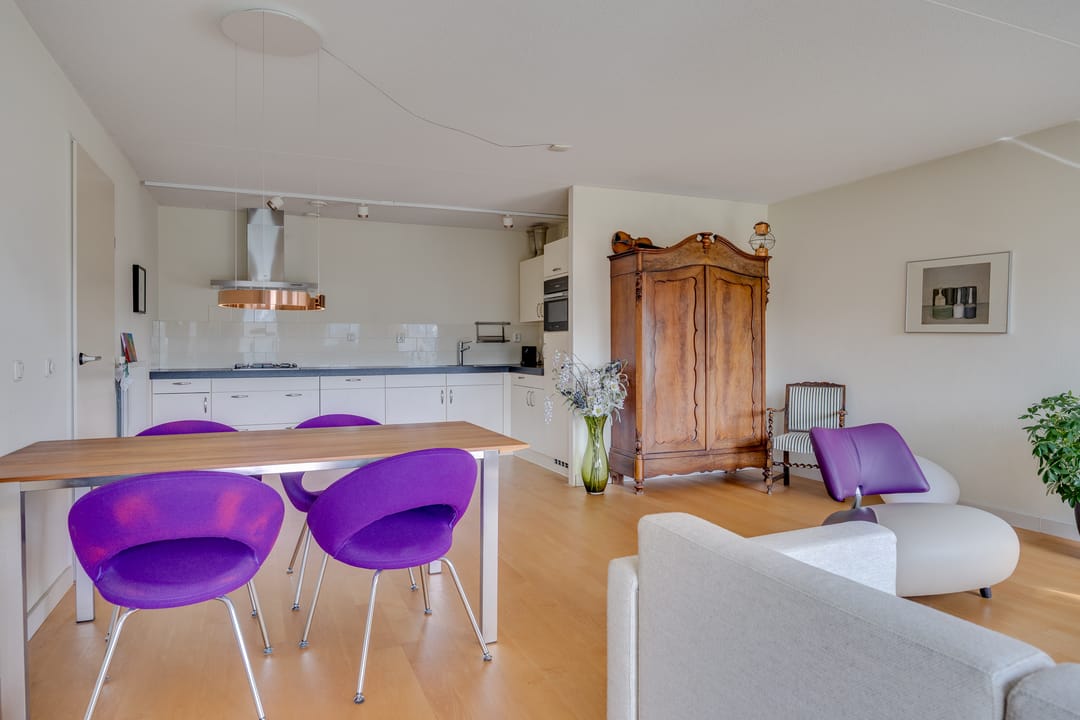 Spacious 3-room apartment with balcony and parking in Hilversum — 17