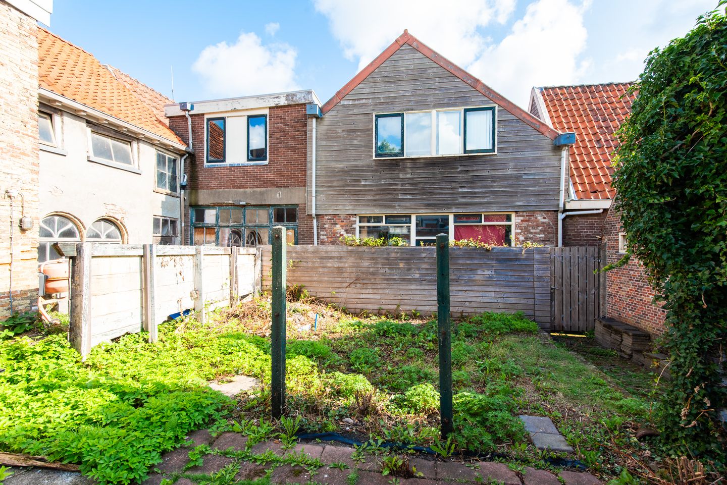 Historic Monument Townhouse for Renovation in Alkmaar Center — 32