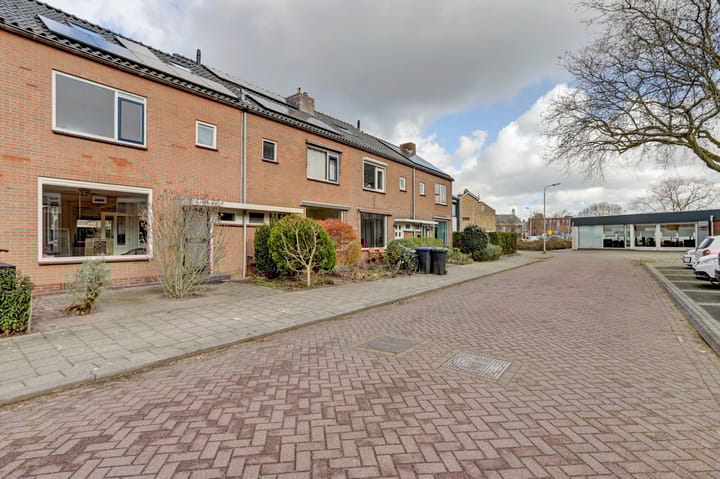 Foto 2 van van der Hoevenlaan 28