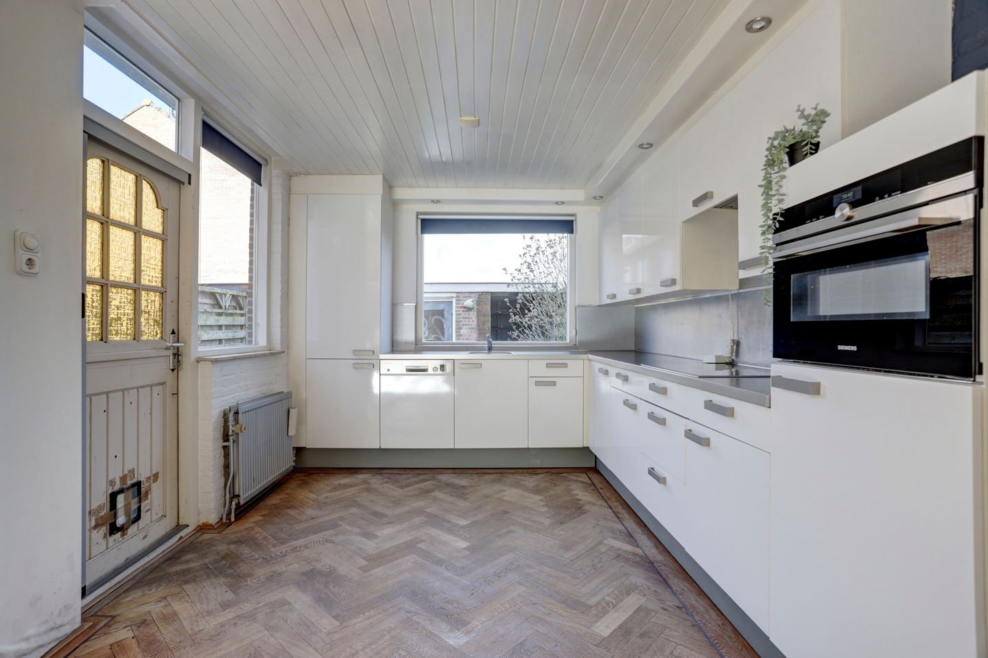 Foto 10 van van der Hoevenlaan 28