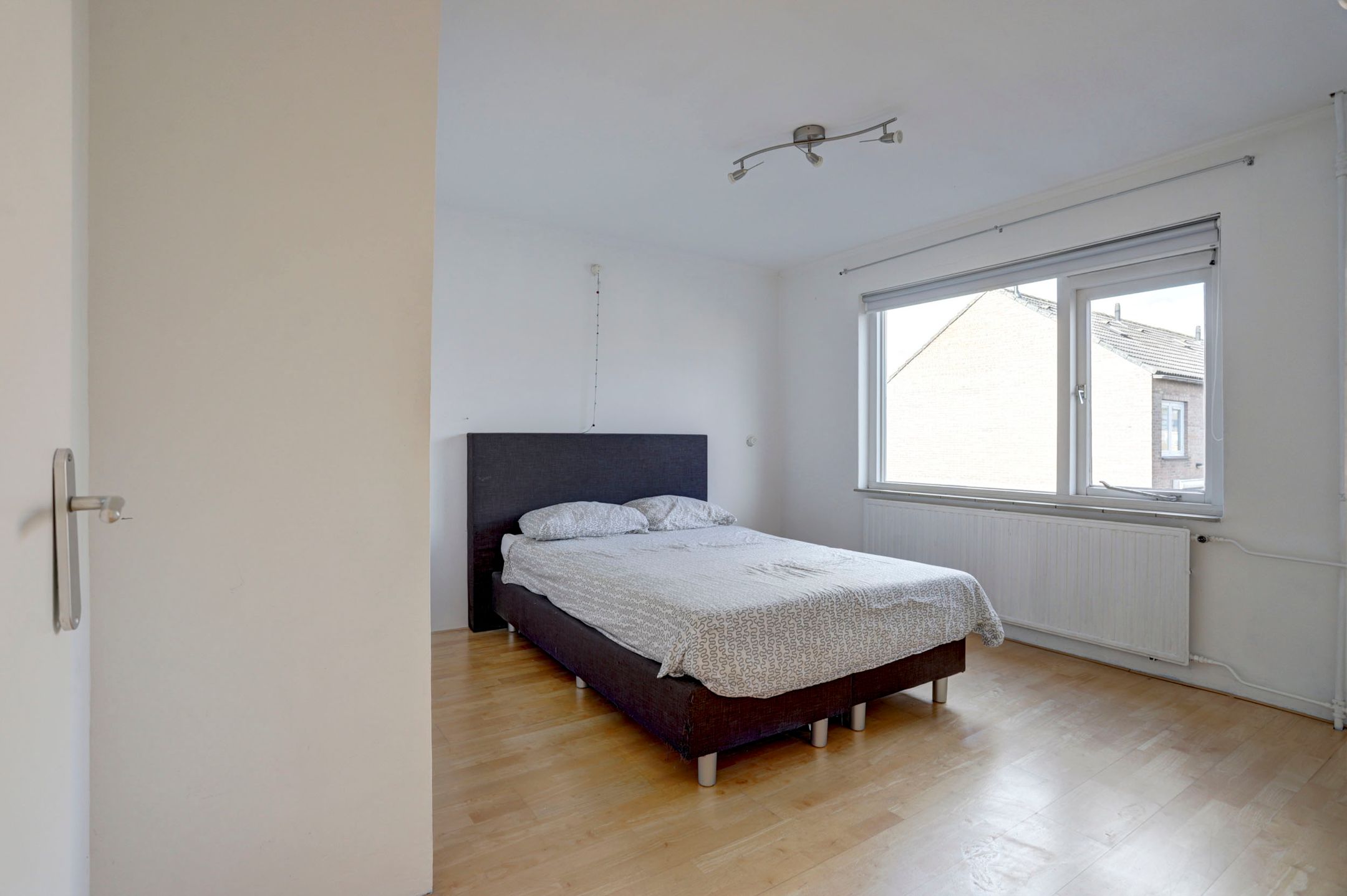 Foto 15 van van der Hoevenlaan 28