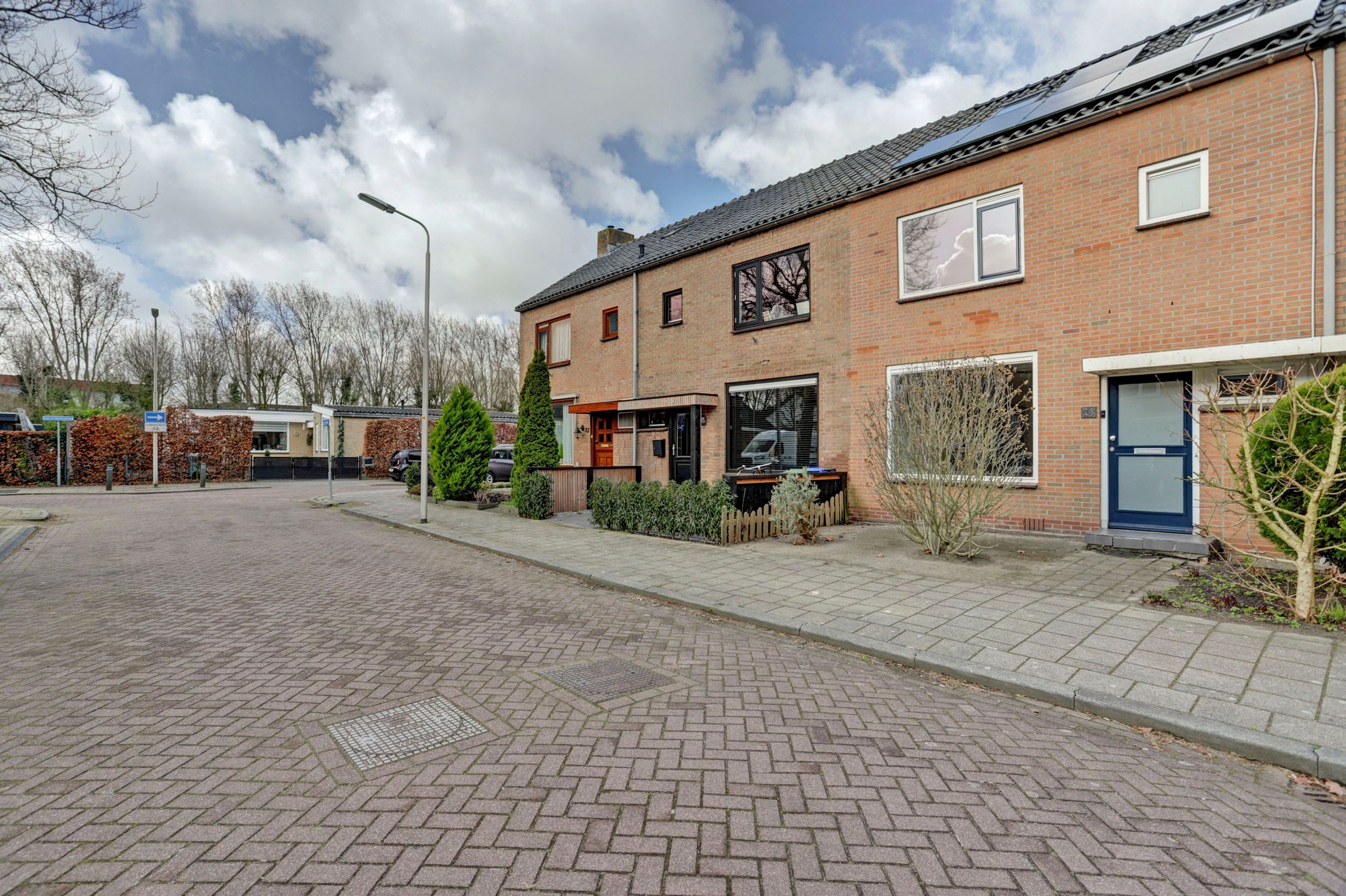 Foto 27 van van der Hoevenlaan 28