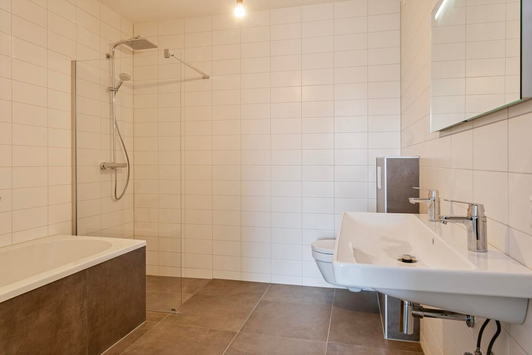 Photo 16 of Vincent van den Heuvellaan 39