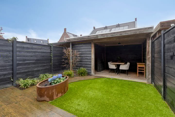 Foto 5 van Merensteinplein 8