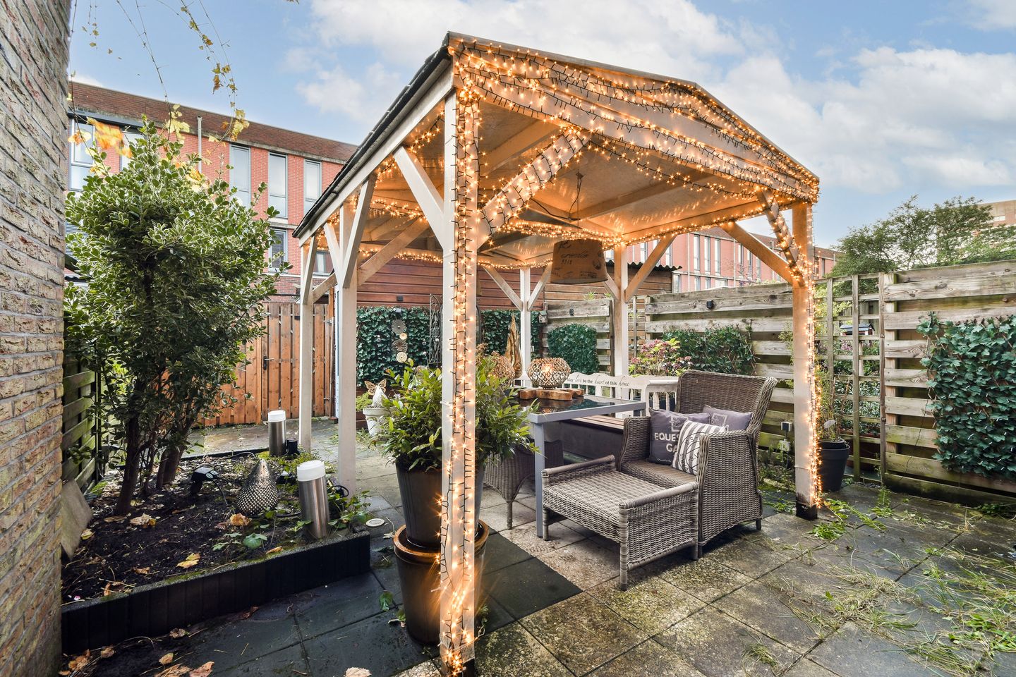 Foto 10 van Abraham Kuyperplein 8