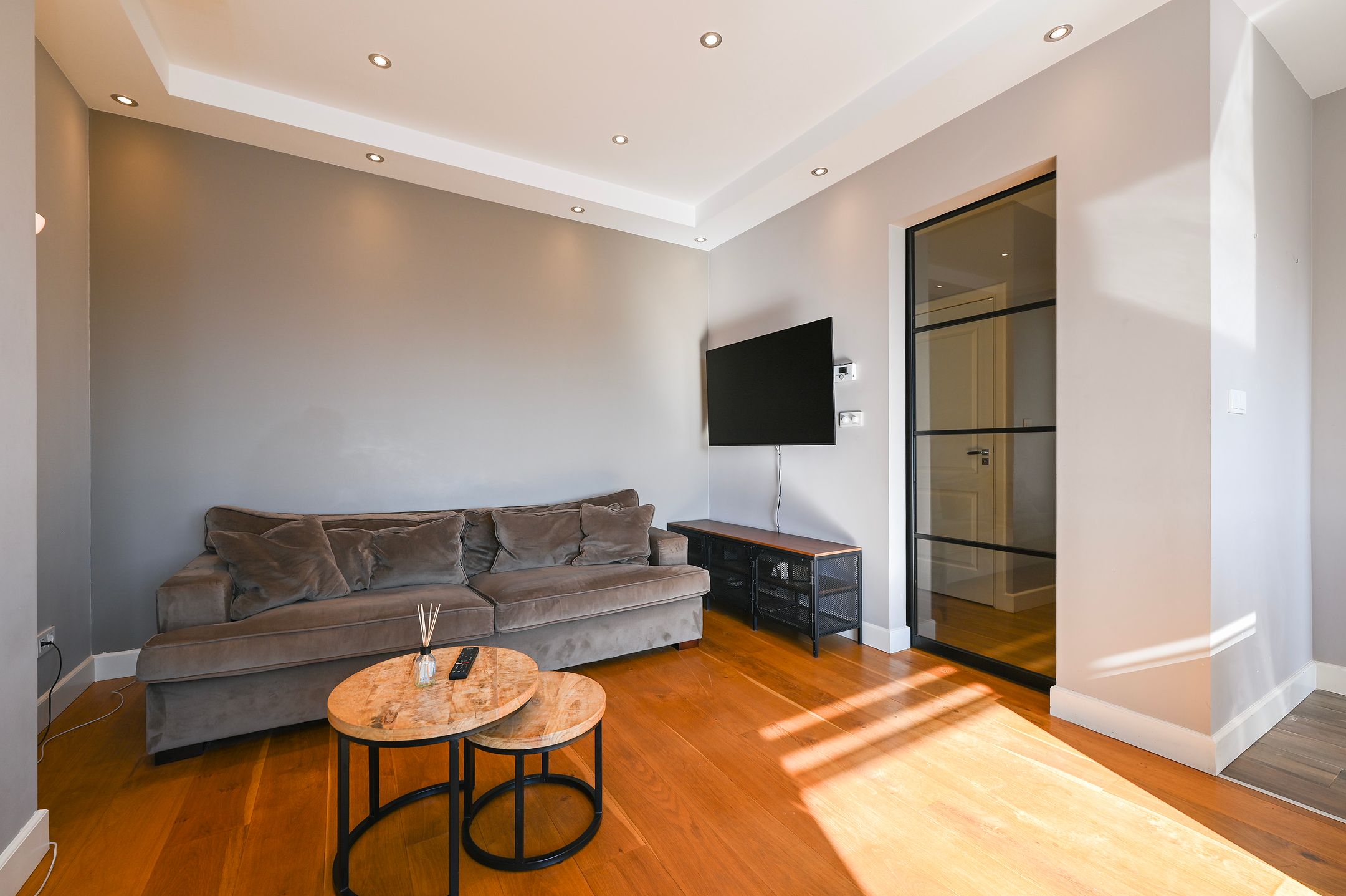 Foto 9 van Woudenbergstraat 85