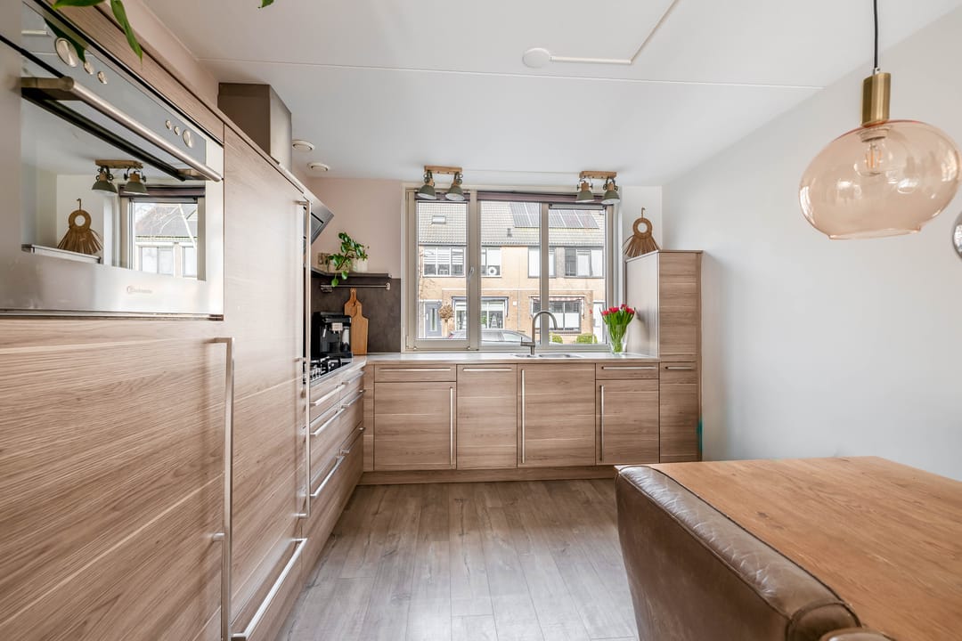 Photo 11 of Perkstraat 48