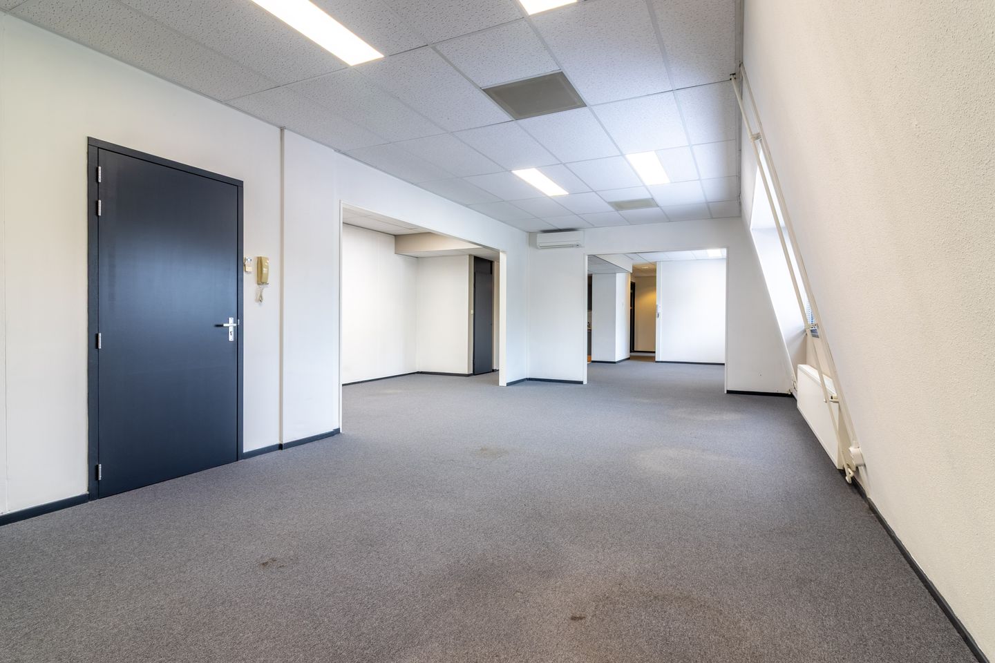 View photo 3 of Nieuweweg 109