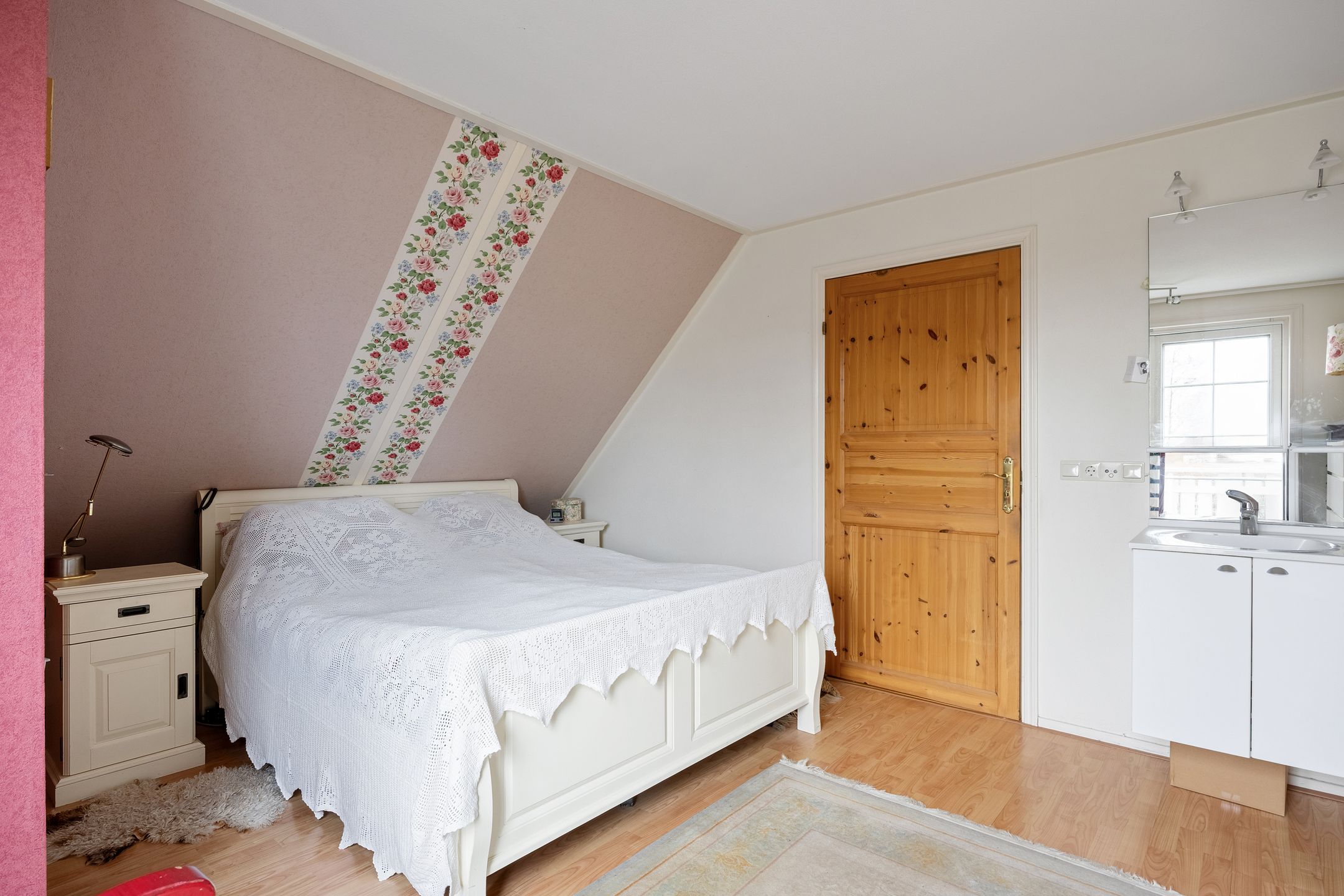 Foto 30 van Domies Laand 4