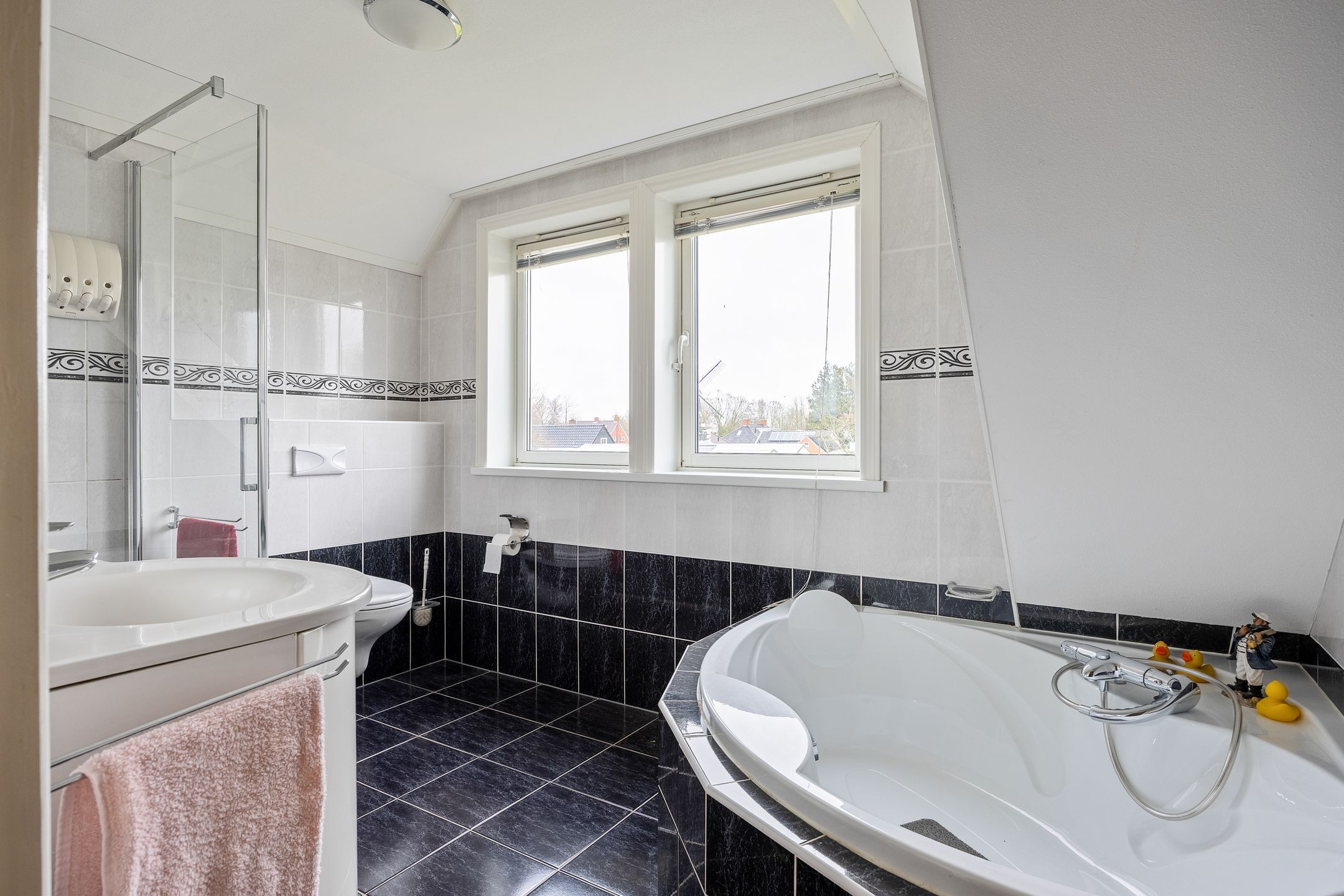 Foto 36 van Domies Laand 4