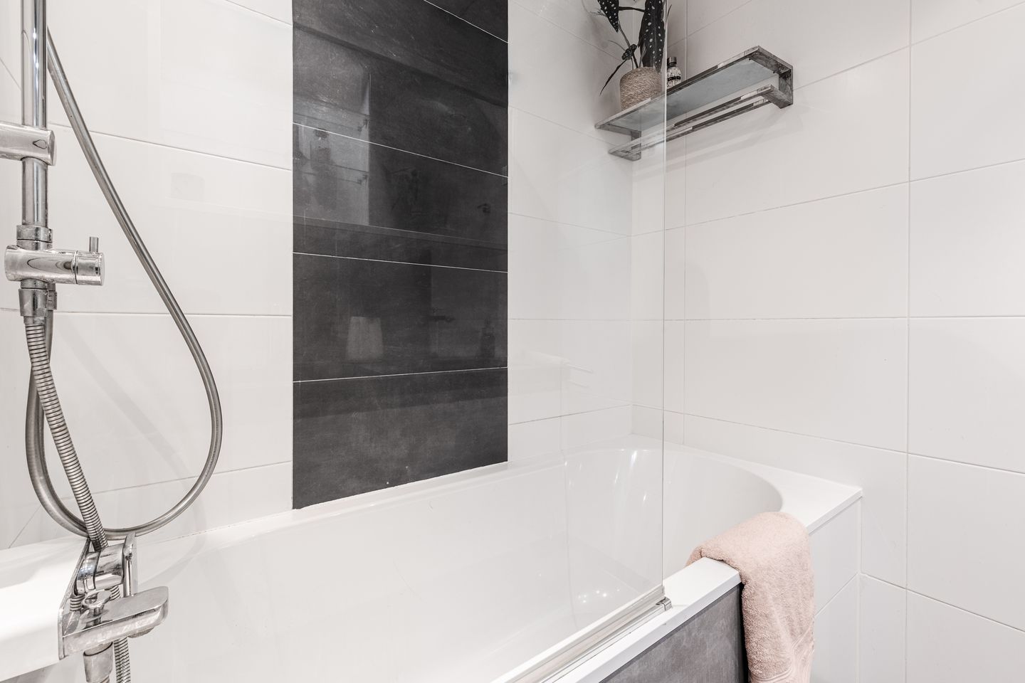 Photo 25 of Cordell Hullplaats 337