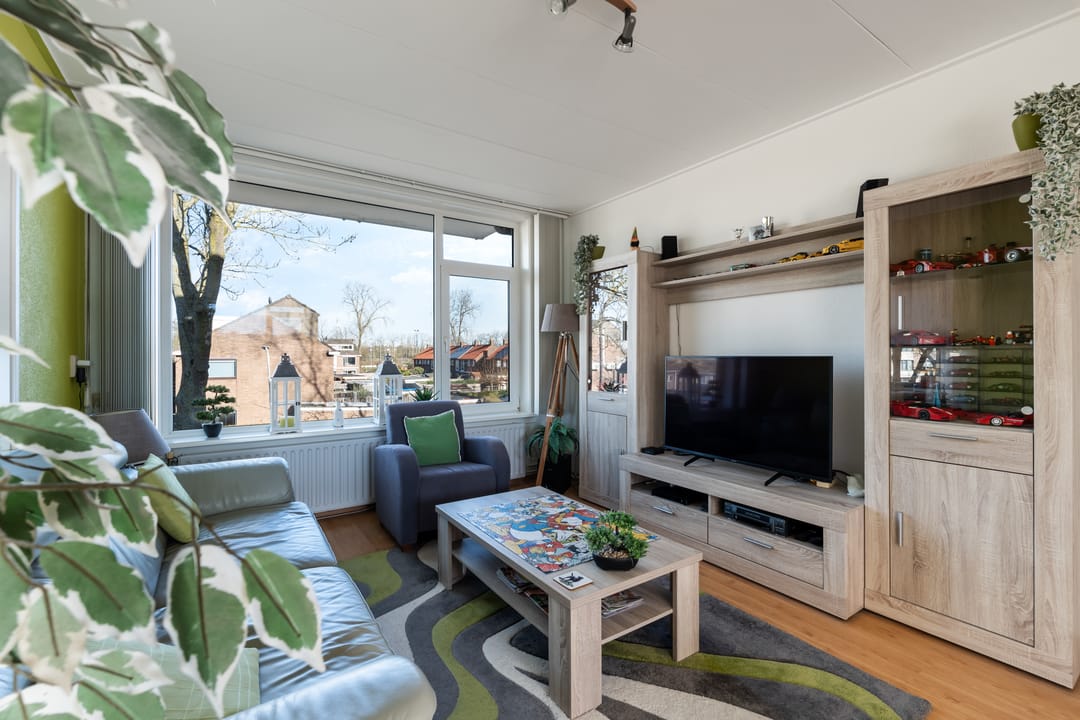 Photo 8 of Dr. Ir. Lelystraat 25