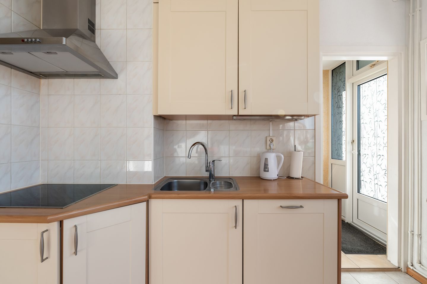 Photo 19 of Dr. Ir. Lelystraat 25