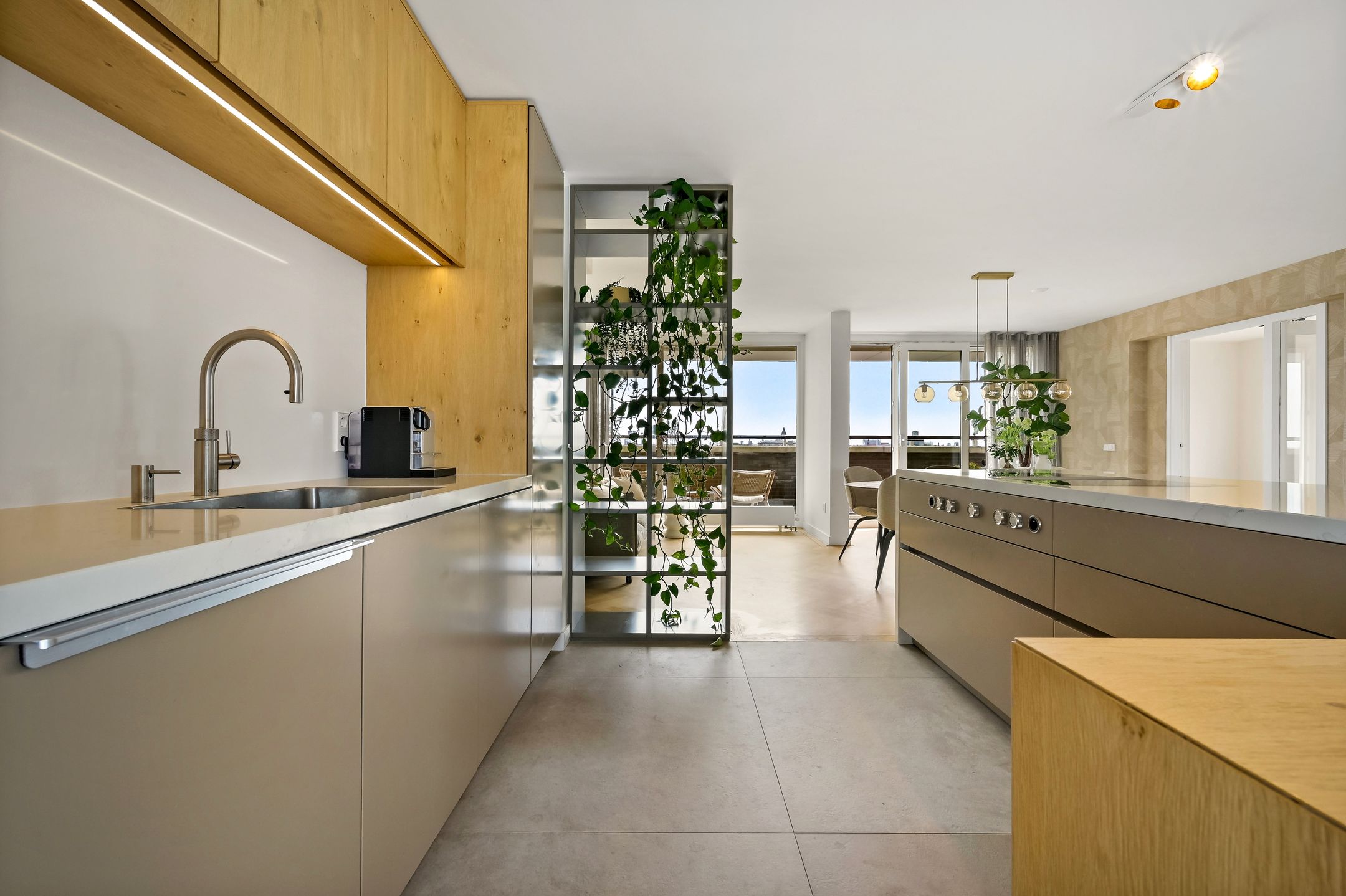 Photo 15 of Zeekant 50-M