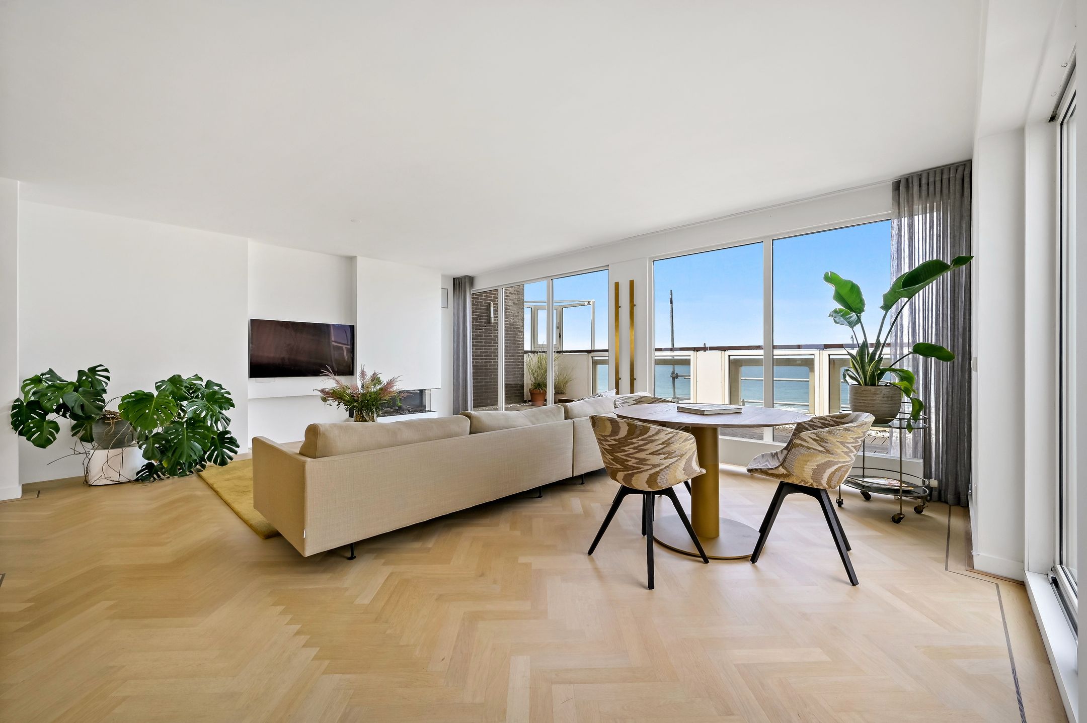 Photo 9 of Zeekant 50-M