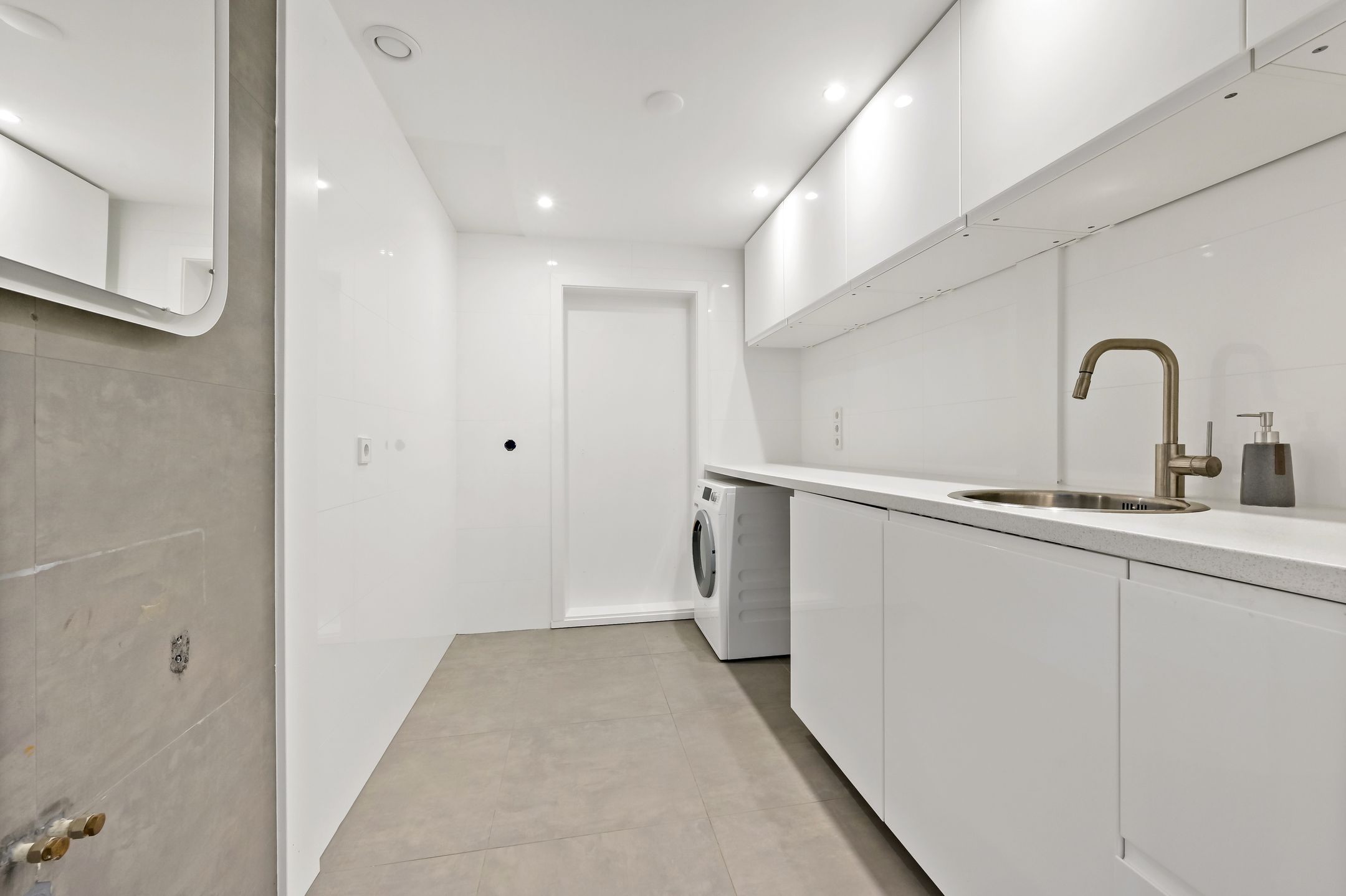 Photo 39 of Zeekant 50-M