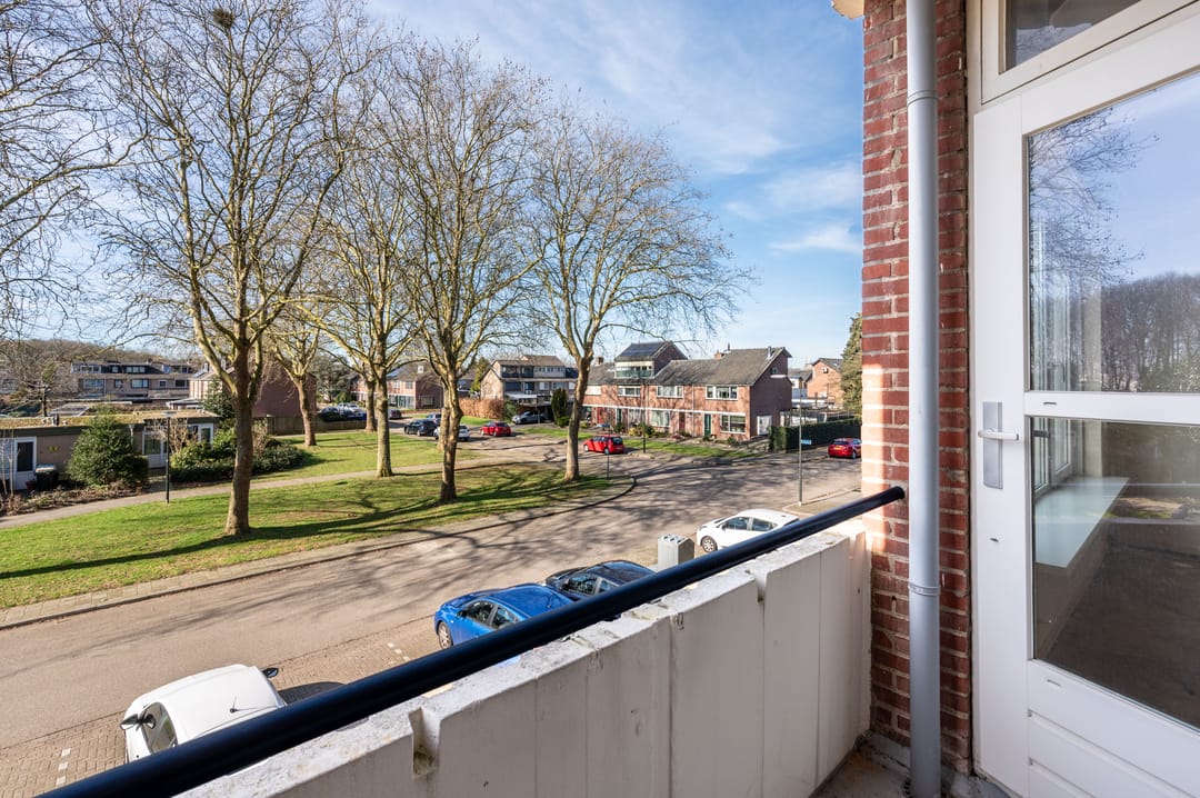 Photo 17 of Lekstraat 279