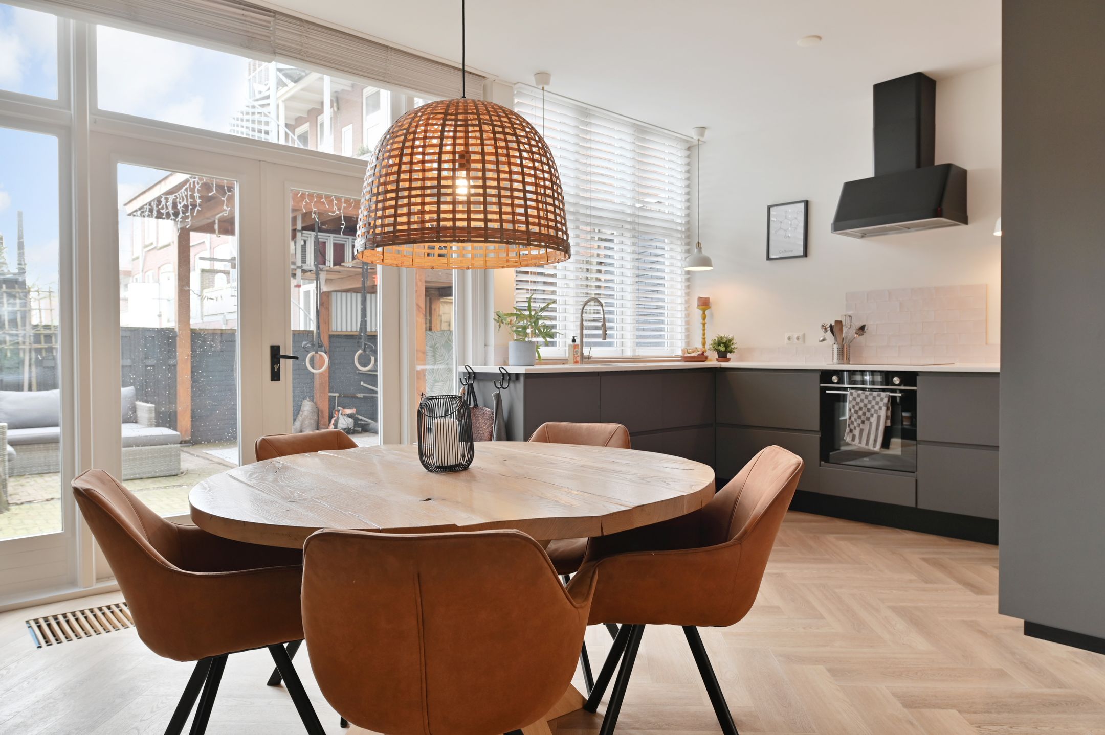 Foto 24 van Dirk Hoogenraadstraat 143