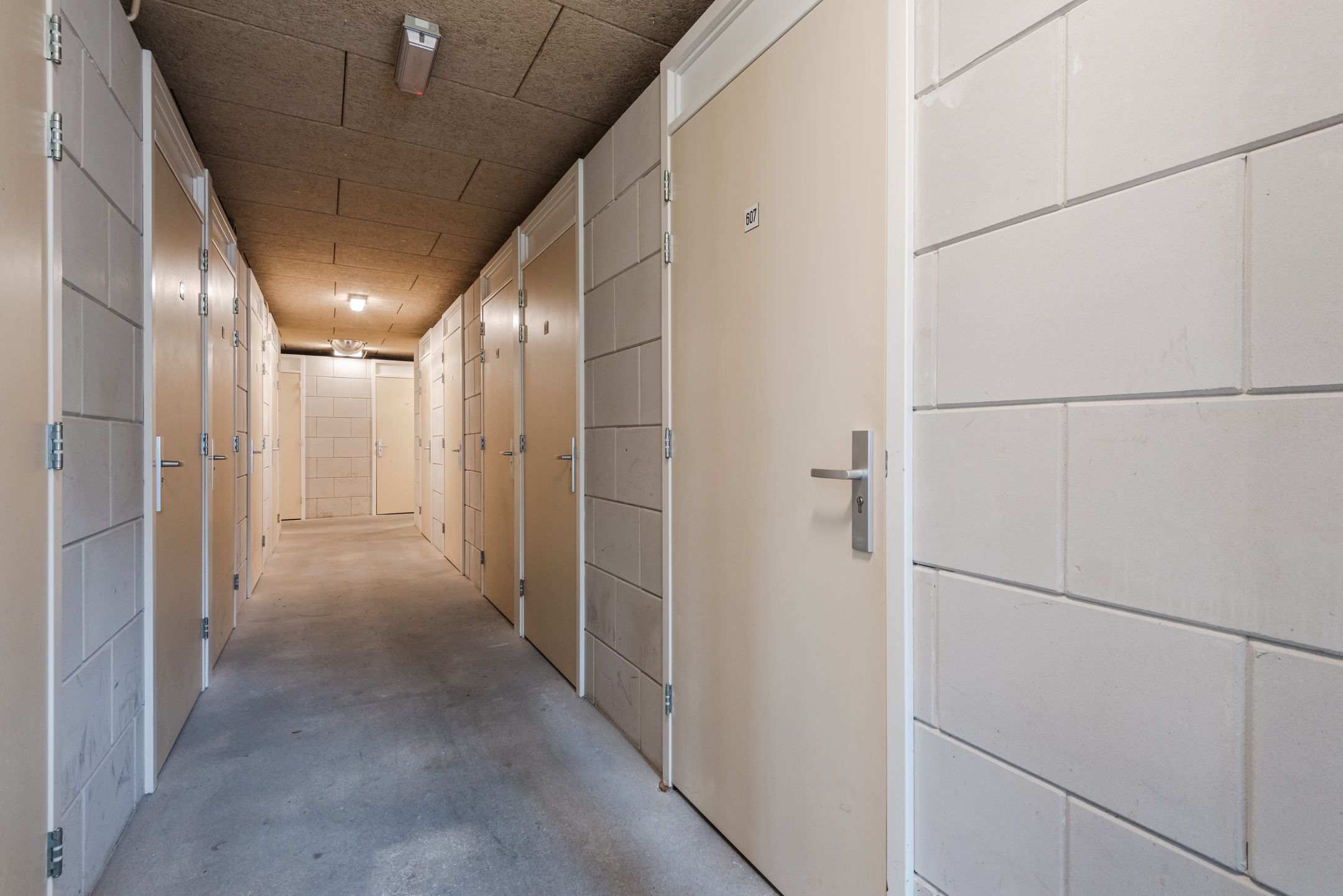 Photo 27 of Beneluxlaan 607